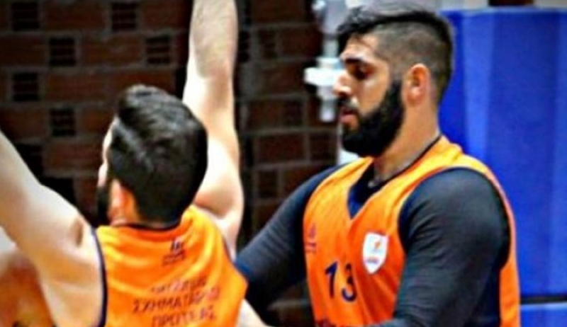 "Αίσθηση" με Στεφάνου ο Φοίβος