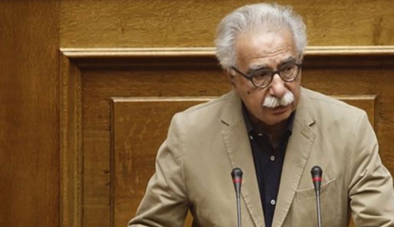 Αποκάλυψη-βόμβα από Γαβρόγλου: Δήλωναν μόνιμη κατοικία στη Μάνδρα για να πάρουν μόρια στις Πανελλήνιες