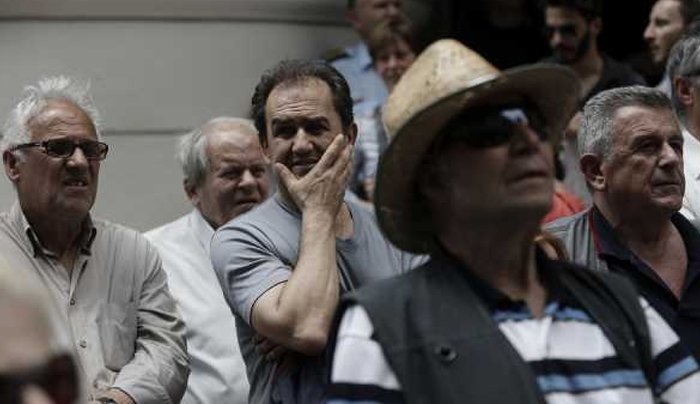 Δημοσιονομική βόμβα 1,3 δισ. ευρώ από το ΣτΕ για τις συντάξεις