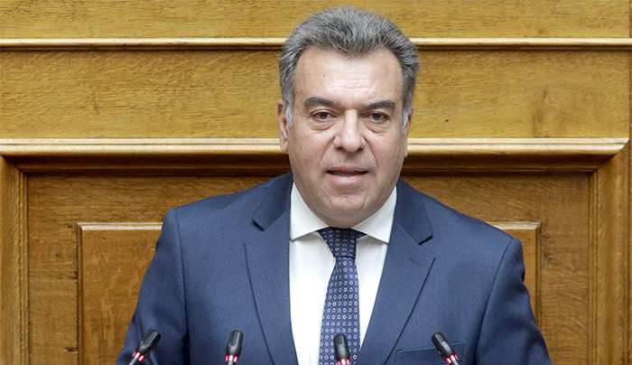 ΜΑΝΟΣ ΚΟΝΣΟΛΑΣ: «Τετραετείς πλέον οι συμβάσεις για τα δρομολόγια των άγονων γραμμών, αυξάνονται και τα διαθέσιμα κονδύλια για τις άγονες γραμμές»