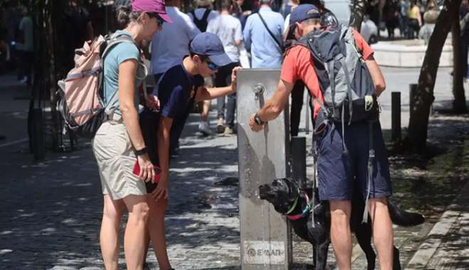 Καιρός σήμερα: Υψηλές θερμοκρασίες και ισχυροί άνεμοι