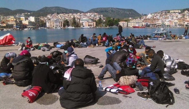 Συνελήφθησαν 12 άτομα που πουλούσαν πλαστά έγγραφα σε αλλοδαπούς για παραμονή στην χώρα