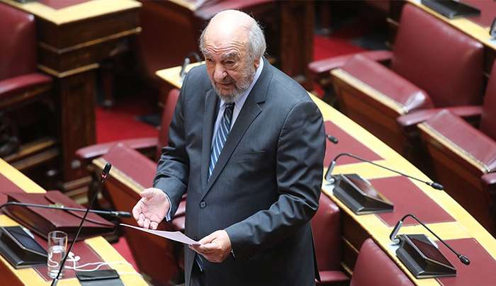 Νικητιάδης – Παραστατίδης με Ερώτηση στη Βουλή: Καμία εμπιστοσύνη της ερευνητικής κοινότητας στην Πολιτεία