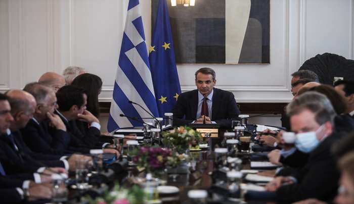 Έως 20 Αυγούστου οι αποφάσεις για τις κάλπες - Τα δύο σενάρια του Μαξίμου