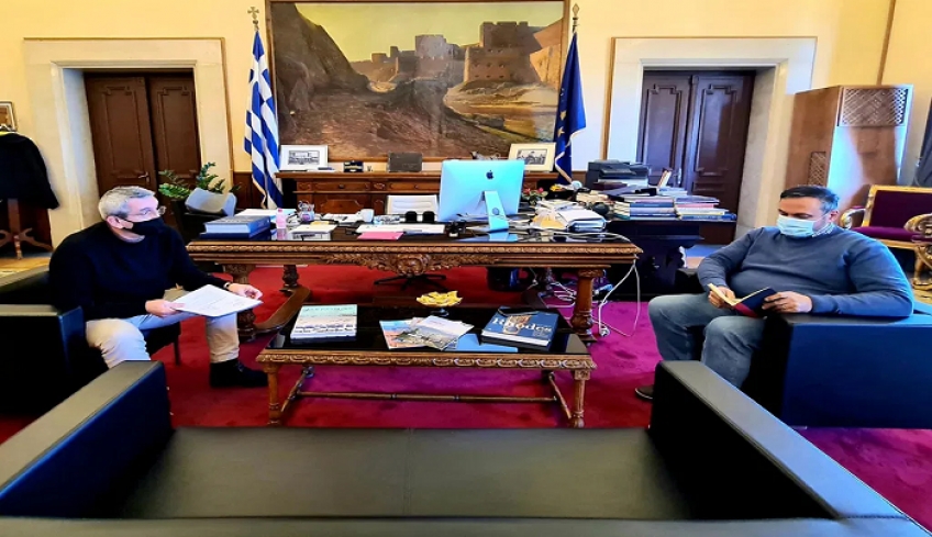 Ο σχεδιασμός της νέας προγραμματικής περιόδου 2021 – 2027 στη συνάντηση εργασίας του Περιφερειάρχη με τον Διοικητή του Νοσοκομείου Ρόδου