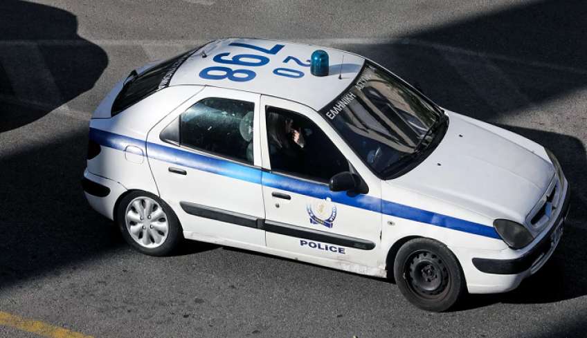 Έτσι επικοινωνούσε με «πελάτες» το κύκλωμα παράνομων ελληνοποιήσεων -«Άρα, με 15.000 γίνεται αυτό το χαρτί»