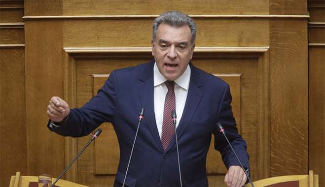 ΜΑΝΟΣ ΚΟΝΣΟΛΑΣ: «Άμεση λύση για να μην διαταραχθεί ο εφοδιασμός Ρόδου και Κω μετά την πυρκαγιά στο Blue Carrier 2»