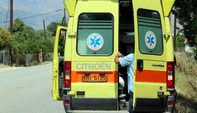 Αμαλιάδα: Κοριτσάκι 2,5 ετών ξέφυγε από τους γονείς του και ήπιε νέφτι - Μεταφέρθηκε εσπευσμένα στο νοσοκομείο