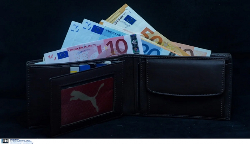 Δώρο Χριστουγέννων 2020: Πληρώνεται σήμερα η αναλογία από το κράτος, υπολογίστε πόσο θα πάρετε