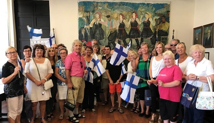 Bράβευση 30 επισκεπτών από την Φινλανδία, Γερμανία και Ολλανδία