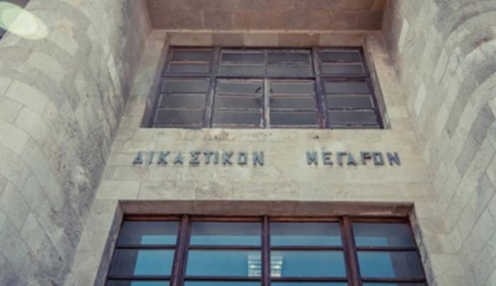 Ιατρός ξέχασε σε άμβλωση το κεφάλι του εμβρύου στη μήτρα! Δικάζεται στο Μικτό Ορκωτό