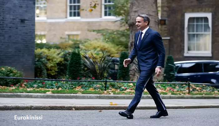 Μητσοτάκης από Λονδίνο: Συνεπείς στις προεκλογικές μας δεσμεύσεις - Χρειαζόμαστε αυτοδυναμία στις εκλογές