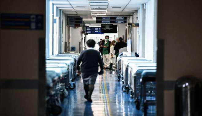 Στοίχημα της κυβέρνησης η δημόσια υγεία: Τι αλλάζει σε ΕΚΑΒ, προσωπικό γιατρό και προληπτικές εξετάσεις