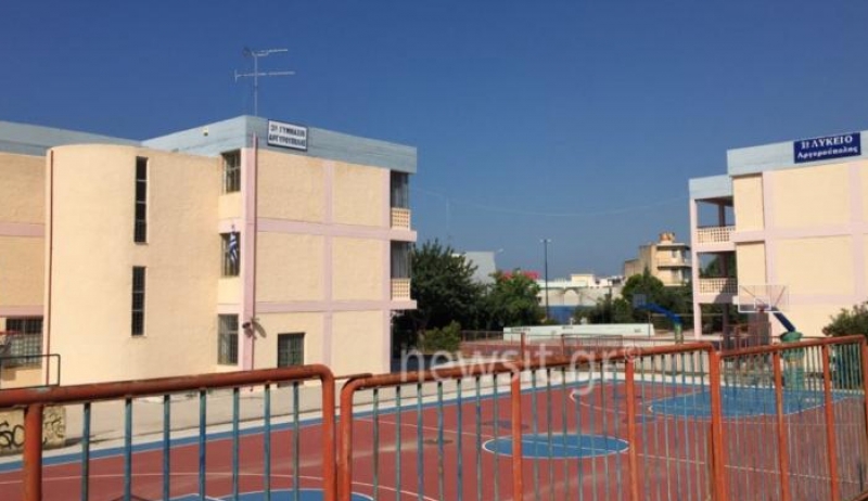 Αργυρούπολη: Νέα τροπή στην υπόθεση αυτοκτονίας του 15χρονου – Τι δείχνουν τα μηνύματά του