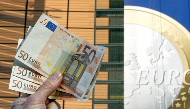 Σχέδιο - σοκ: Εκτακτη εισφορά σε επιχειρήσεις για έσοδα άνω των 500 εκατ.