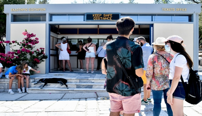 «Καμίνι» η χώρα, θερμοκρασία έως και 40 βαθμούς