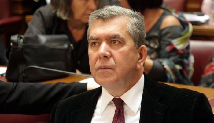 Μητρόπουλος: Θα προτιμούσα ένα πρόγραμμα-γέφυρα