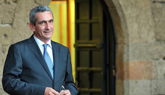 Σε ανασχηματισμό προχωρεί ο περιφερειάρχης Γ. Χατζημάρκος