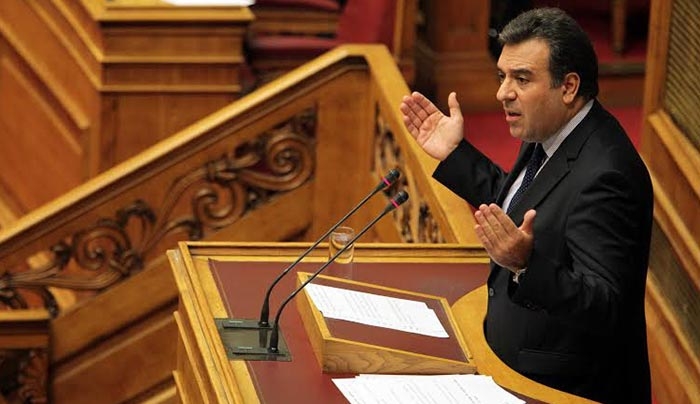 Μ. ΚΟΝΣΟΛΑΣ: «Τεράστιο το κόστος των αεροδιακομιδών την ώρα που η Πολιτεία αρνείται να δώσει ουσιαστικά οικονομικά κίνητρα σε γιατρούς για να υπηρετήσουν σε νησιά και δυσπρόσιτες περιοχές»