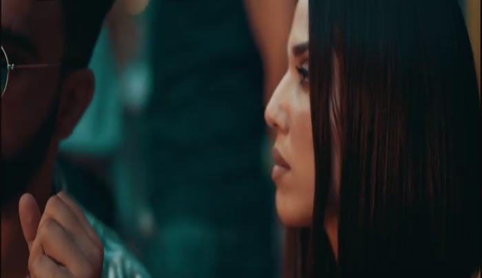 Η Κώα Κωνσταντίνα Καϊσερλη σε νέο "Video Clip"!!!