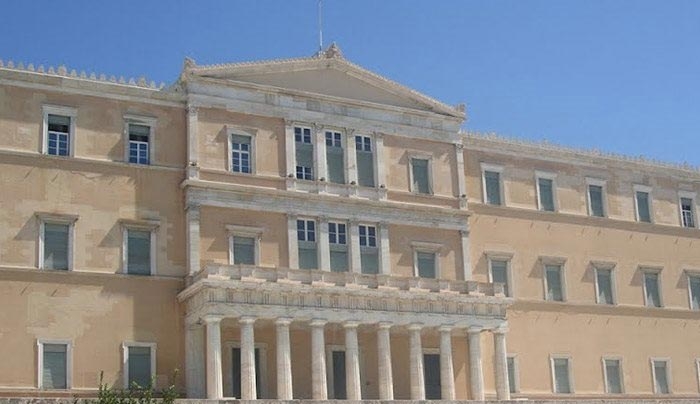 Διαγράφονται και οι γιατροί- βουλευτές που θα ψηφίσουν το Ασφαλιστικό