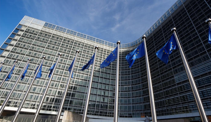 Reuters: Πρόταση Κομισιόν για δάνειο-γέφυρα 6,04 δισ.