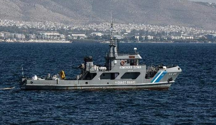 Ψάχνουν αγνοούμενους στην Καλόλιμνο -Μετά το ναυάγιο σκάφους με πρόσφυγες