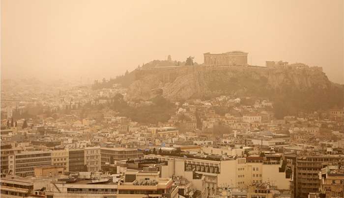 Η αφρικανική σκόνη «επιστρέφει» στην Ελλάδα – Πώς δημιουργείται και ποιες οι επιπτώσεις της