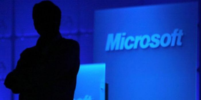 Η microsoft κρούει τον κώδωνα κινδύνου για επιθέσεις από χάκερ