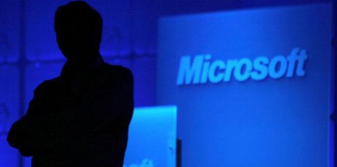 Η microsoft κρούει τον κώδωνα κινδύνου για επιθέσεις από χάκερ