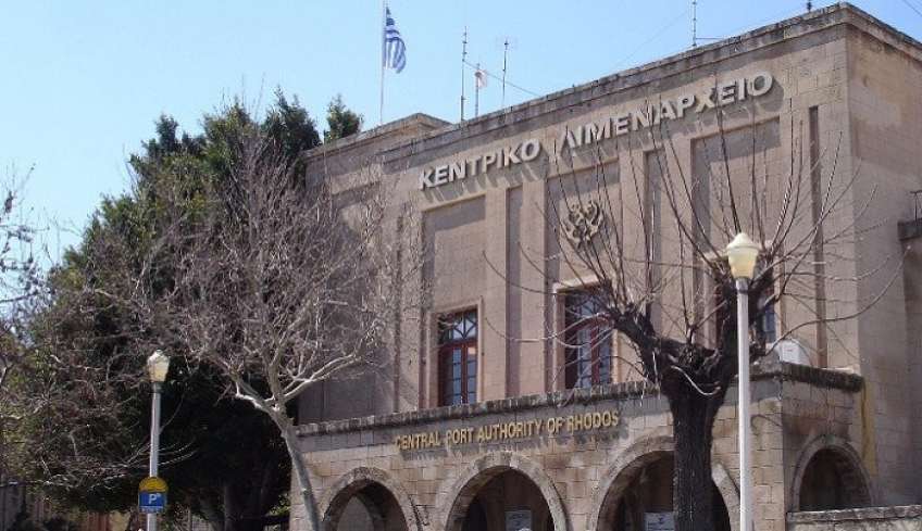 Προσωρινά κρατούμενος ο υπεύθυνος λειτουργίας ξενοδοχείου στο οποίο διέμεναν παράνομοι μετανάστες