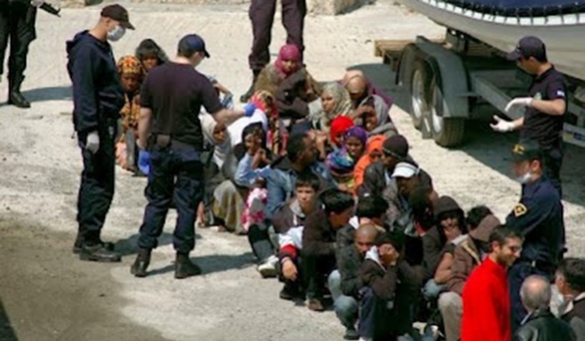 Εντοπισμός παράνομων αλλοδαπών και σύλληψη αλλοδαπού διακινητή τους στην Κω
