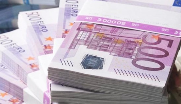 Ξεσκονίζουν "ύποπτες" καταθέσεις 25 δισ. ευρώ