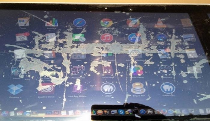 H Apple αναγνωρίζει και αντικαθιστά τα προβληματικά MacBook Pro