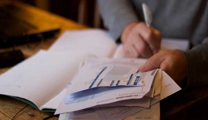 Έρχεται η ενιαία φορολογική κλίμακα για όλα τα εισοδήματα