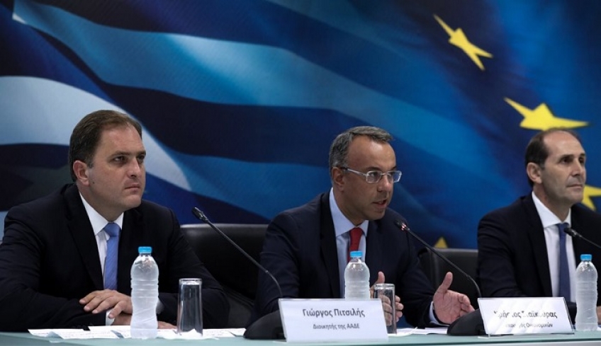 Πώς θα γίνεται ο έλεγχος για 1,2 εκατομμύριο επαγγελματίες