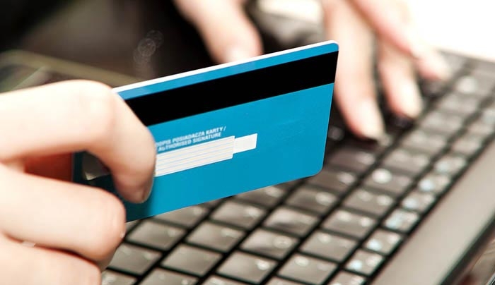 Προσοχή: Επιτήδειοι εξαπατούν μέσω έκδοσης προπληρωμένων καρτών