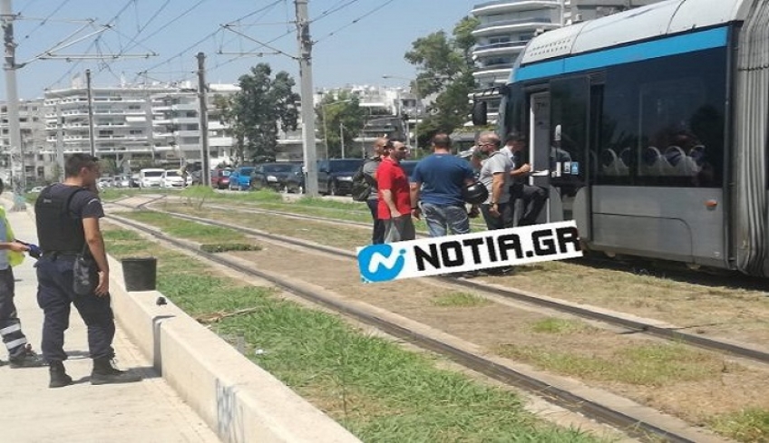 Τραγωδία στον Aλιμο: Τραμ παρέσυρε και σκότωσε 61χρονο -Σώθηκε η 9χρονη βαφτιστήρα του