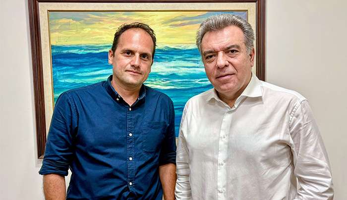 Συνάντηση εργασίας του Συλλόγου Διπλωματούχων Μηχανολόγων - Ηλεκτρολόγων με τον Βουλευτή Δωδεκανήσου κ. Μάνο Κόνσολα για ζητήματα που αφορούν τον κλάδο των Μηχανολόγων - Ηλεκτρολόγων Μηχανικών