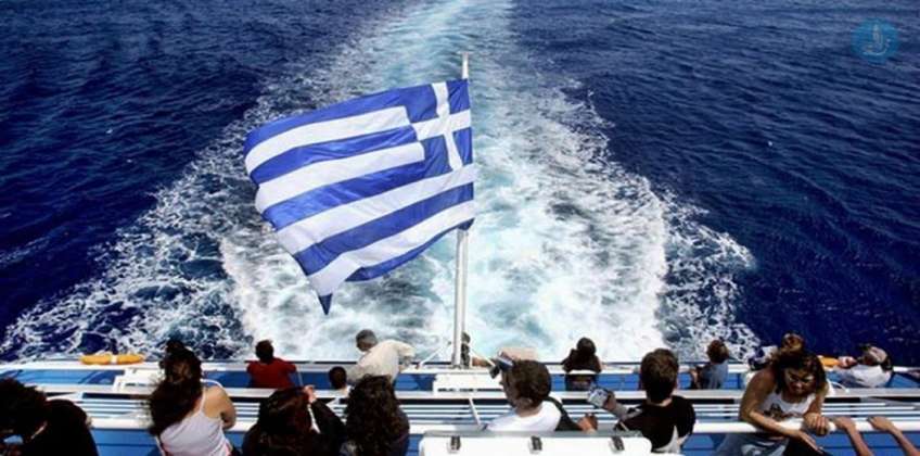 Οι… οιωνοί που δείχνουν ότι ο τουρισμός «πατάει γκάζι»