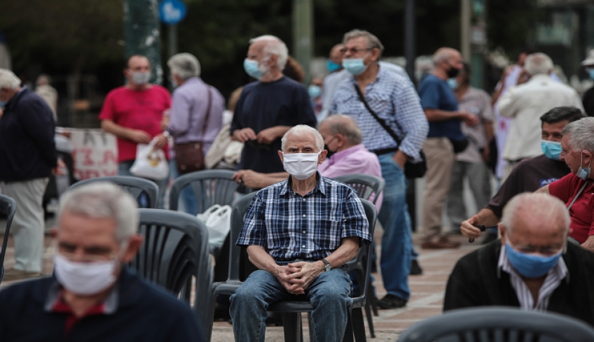 Με κρατήσεις και χωρίς παρακράτηση φόρου τα αναδρομικά, τι ορίζεται για τους κληρονόμους