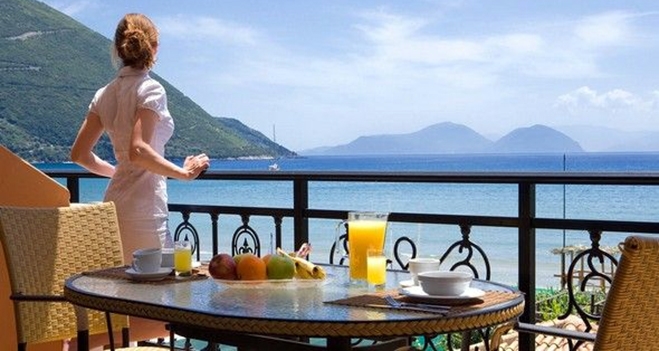 Στην 6η θέση η Ελλάδα παγκοσμίως ως προς τα ξενοδοχεία "πάνω στη θάλασσα"