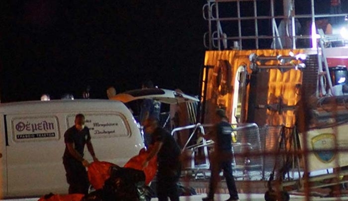 Φαρμακονήσι: Ερευνα στο σκάφος και για τα αίτια της τραγωδίας-Οι σωροί στη Ρόδο