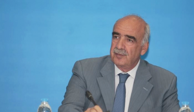 Με διαγραφές σε τυχόν διαφοροποιήσεις από την ψηφοφορία προειδοποιεί ο Μεϊμαράκης