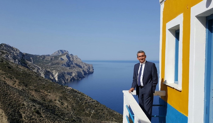 “Το χαρμόσυνο μήνυμα της Ανάστασης γεννά την Ελπίδα” – Πασχαλινό μήνυμα του Περιφερειάρχη Γ. Χατζημάρκου