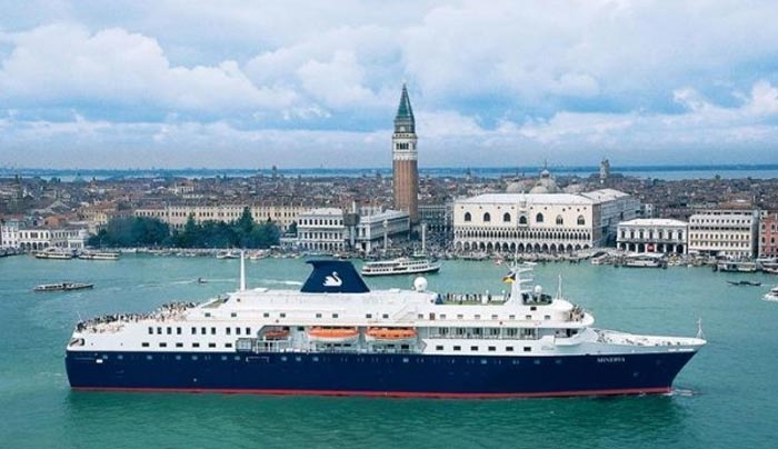 Ακόμη δύο πτωχεύσεις tour operators στην Αγγλία και με μικρό ελληνικό «ενδιαφέρον»