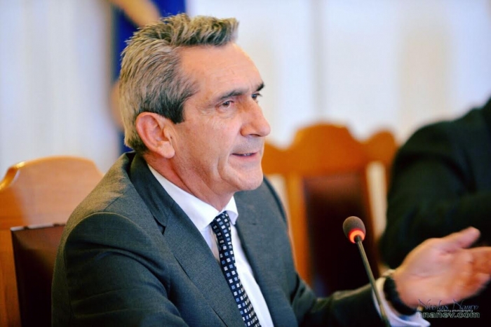 Γ. Χατζημάρκος: “Η κατανομή των εθνικών πόρων στην ακτοπλοΐα ανάλογα με τον αριθμό επιβατών/ ωφελουμένων, προϋπόθεση για να αποτραπεί η κατάρρευση του συστήματος μεταφορών στη νησιωτική Ελλάδα”