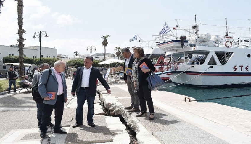 Πώς η κυβέρνηση εγκατέλειψε την Κω, δύο χρόνια μετά τον σεισμό: Τι είδε ο Σταύρος Θεοδωράκης στο νησί του Ιπποκράτη