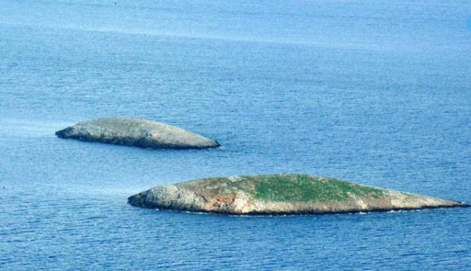 Διάσωση Σύρων μεταναστών στα Ίμια παρουσία… τουρκικής ακτοφυλακής