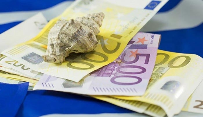 Νέα ψυχρολουσία για τα έσοδα από τον Τουρισμό